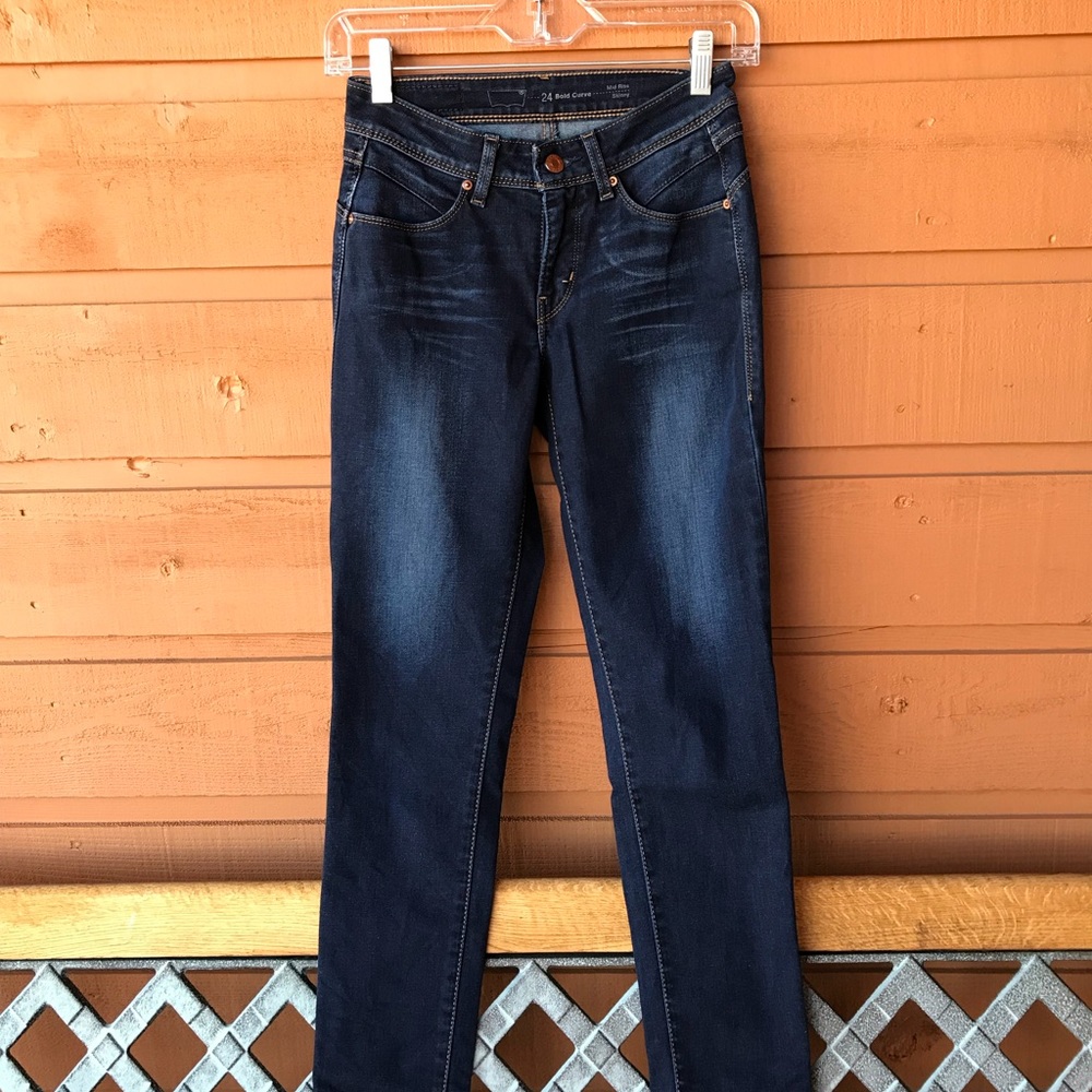 Levi’s Bold Curve Jeans